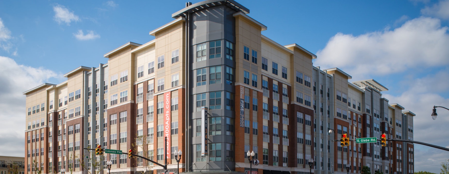 Welcome home to Pike3400 apartments in Arlington